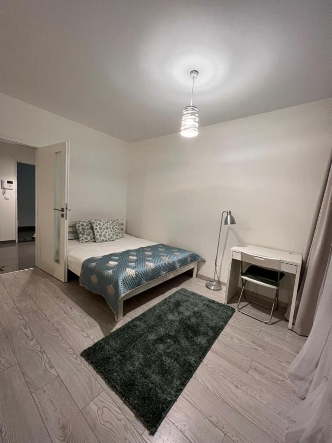 Free Parking In Garage Karolina Plazza, New Cosy With Need Lägenhet *